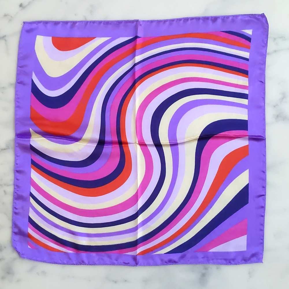 NWT. Purple colorful scarf.